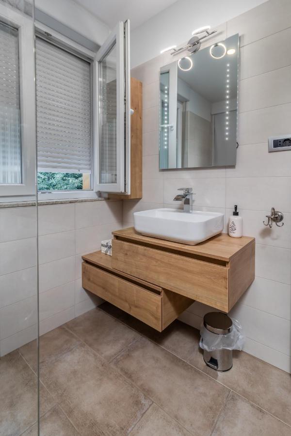 Adastra Apartments With Private Parking And Floor Heating Rijeka Exterior foto